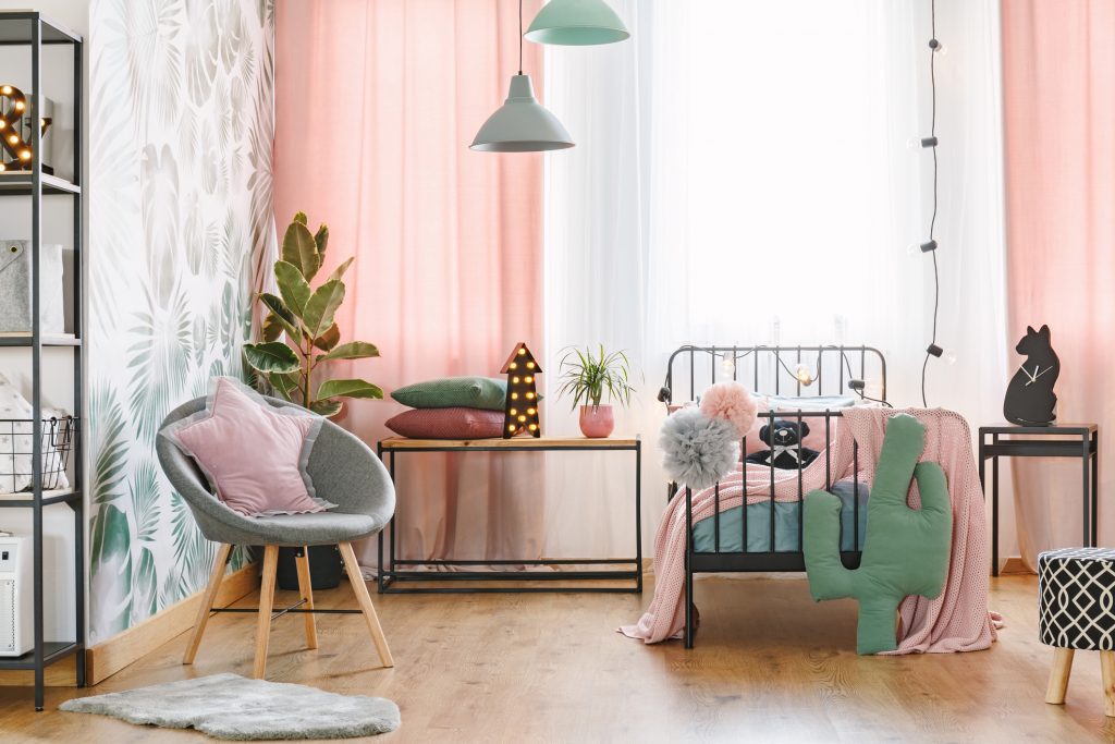 Bedroom with pink curtains